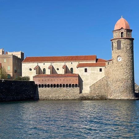 AZUR-Les pieds dans l'eau-Vue sur Mer et Clocher de Collioure en toile de fond - WIFI - PARKING Extérieur photo