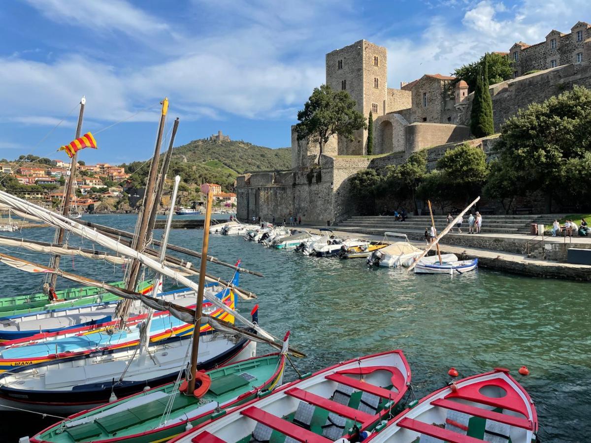 AZUR-Les pieds dans l'eau-Vue sur Mer et Clocher de Collioure en toile de fond - WIFI - PARKING Extérieur photo